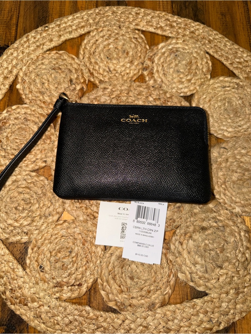 Coach Black Leather Wristlet with Gold Hardware - Picture 6 of 8